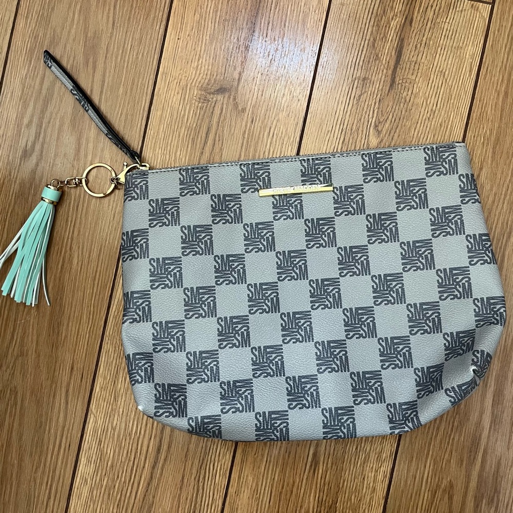 Steve Madden Grey Checkered SM Logo Zippered Pouch - Medium - Gold Hardware